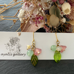 お花とリーフのピアス イヤリング