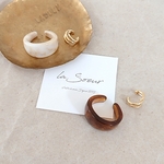 2点セット!大振りべっ甲×3連フープのイヤーカフ