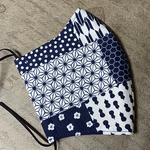 和柄のパッチワーク柄の立体マスク♪︎(紺色)