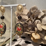 アンティーク風 黒×ゴールド ピアス