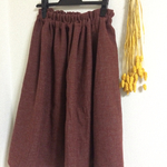 えんじスカート