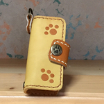 革のキーケース