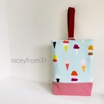 ポップでカラフルなアイスクリームとストライプの上履き入れ 入園入学2023