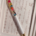 ハーバリウムボールペン♥️カラフル!
