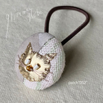 patch “052“ くるみボタンのヘアゴム 猫5
