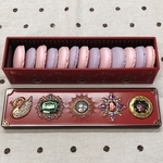 ビジュー缶カデット マカロンラスク お菓子のミカタ