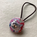 patch “077“ くるみボタンのヘアゴム 小 猫25