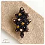 ビーズ刺繍ブローチ Autumn Leaf