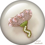 ビーズ刺繍ブローチ Imaginary Flower (cosmos)