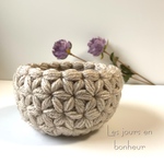 お花の小物入れ