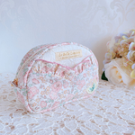 バタフライ舞うフリルポーチ【フェリシテ・ダウンシャーヒル】リバティポーチ 【受注制作】