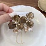 【2way】大ぶりブラウンフラワー ピアス/イヤリング(花)