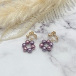 パールのまんまる イヤリング 【シクラメン×パープル】 ピアスへ変更OK