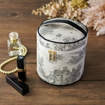 トワルドジュイの小さめバニティポーチ(黒)