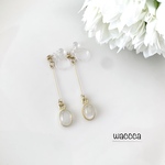 レインボームーンストーンのシンプルイヤリング