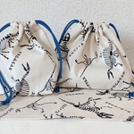 骨ホネ恐竜のお弁当袋&コップ袋、ランチョンマット☆キナリ