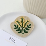 ミモザブローチ