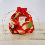 イチゴプリント巾着