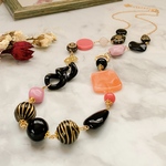 ブラック*ピンクのロングネックレス