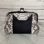 ハンドメイドのパイソン皮と牛本革親子がま口財布(両面カードポケット各2段付)