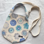 SALE・北欧風のしずく型のショルダーバッグ