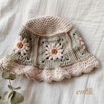 【em様専用】グラニースクエアハット⭐︎くすみグリーン×ベージュ