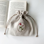 薔薇の刺繍 リネンの巾着ポーチ