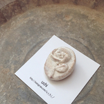 陶土の北欧花ブローチ『バラ』