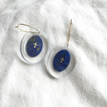 ラピスラズリのクリアオーバルフープピアス