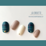 再販❁︎モスグリーンのタータンチェックネイルチップ