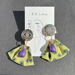 ピーコック柄リボン×メタルおめ目ピアス ⭐️イヤリング 目玉 めだま 個性的 ユニーク レトロ 昭和レトロ 古着 ゴールド 目 涙 ラインストーン グロ ヴィンテージ ゴールド メタル ビジュー