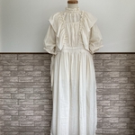 Wガーゼ サイドリボンのエプロンワンピース 生成