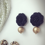 black flower pierce*