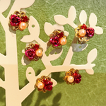 【お試し価格】バラとビジューの蝶バネイヤリング