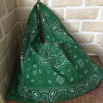 緑バンダナのあずま袋風バッグ