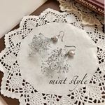 シルバーカラー/かすみ草とコットンパールのイヤリング/ピアス