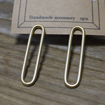 ゴールドバーピアス