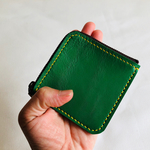 レザー♪ グリーンのヌメ革の小物ケース ☆アクセサリー、イヤホンケースにも☆