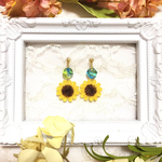 太陽のピアス・イヤリング<つまみ細工>