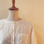 つかず離れずが心地いい リネンシャツ ノーカラー丸襟ver. 白、黒、リネンカラーからお選びください【受注生産】