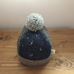 キッズ M ポンポン付き ニット帽 子供用 星空 ブークレー *帽子 M50〜54