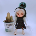 バレンタインバージョン❤︎ “ミディサイズ” 濃紺コクーンワンピースと大きいポンポンつきニット帽のセット