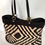 ゴールドリング付ビッグトートバッグ エスニックモノトーン