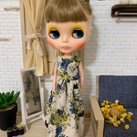 【送料無料】リカちゃん/ブライス 花猫柄ワンピース