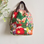 送料込 派手カワ巾着