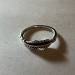 シルバーリング 小鳥の 羽 アンティークシルバー