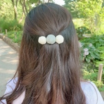 上品なビーズのバレッタ