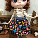 ネオブライス の服 スカート