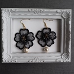 ブラックフラワーレースのピアス/イヤリング❋