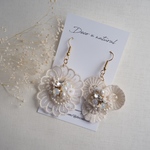 レースモチーフとビジュー刺繍ピアス/イヤリング*